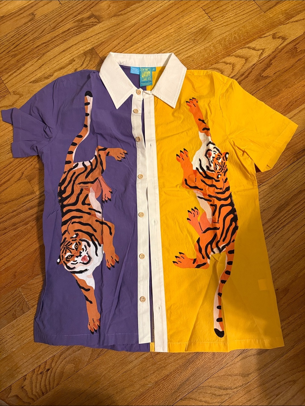 Queen of Sparkles (KING of Sparkles) Men’s Tiger Shirt M - NEW